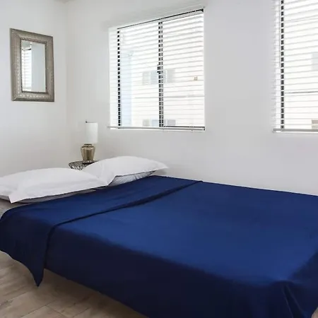 Sunny 1 Bedroom In The Heart Of Venice Beach - #4-2